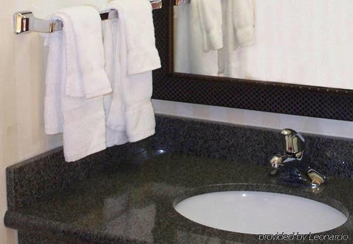 盐湖城机场汉普顿套房酒店 外观 照片